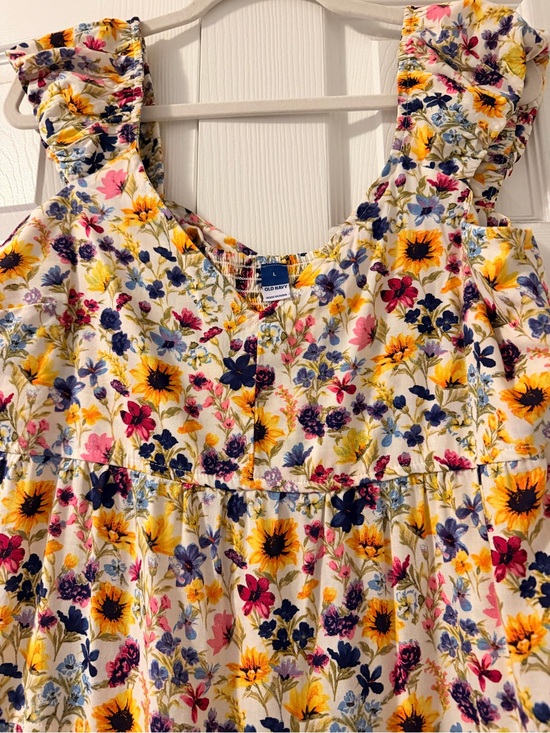 Old Navy Dresses & Skirts - Old Navy Floral Ruffle-Sleeve Women’s maxi dress Yellow & Pink Floral